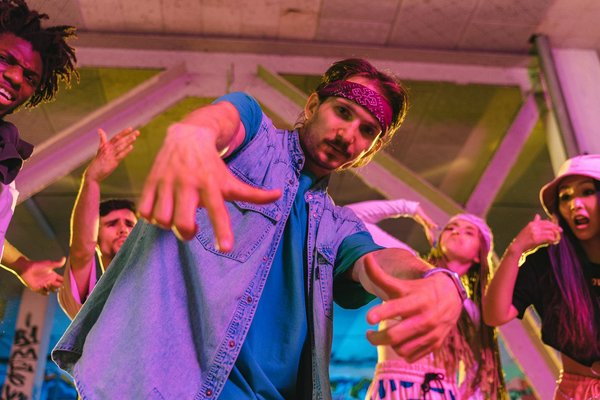 What are the top UK pet training tips for new owners?